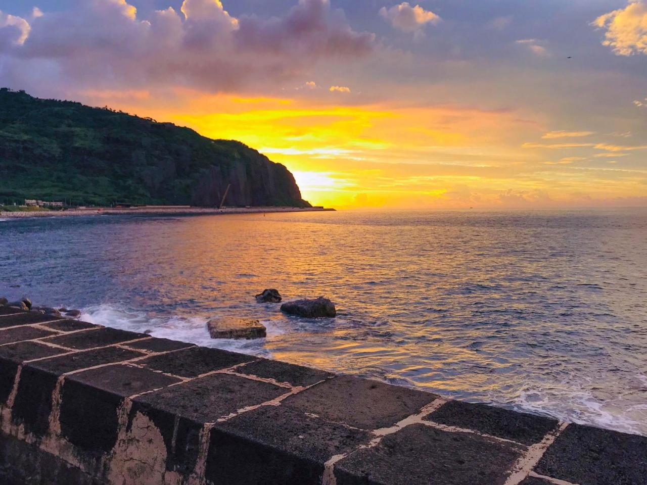 L'Abri-Cotier A 150M De La Plage De Boucan แซ็งต์-จีลส์-เลส์-แบ็งส์ ภายนอก รูปภาพ